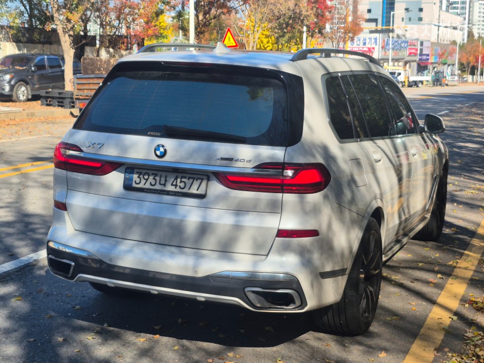 BMW X7 — miniaturë 4