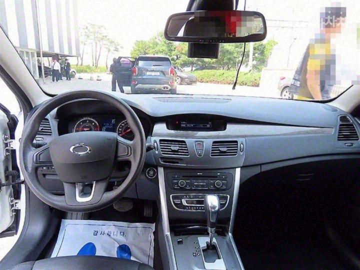 Renault SM5 New Platinum Diesel D 8