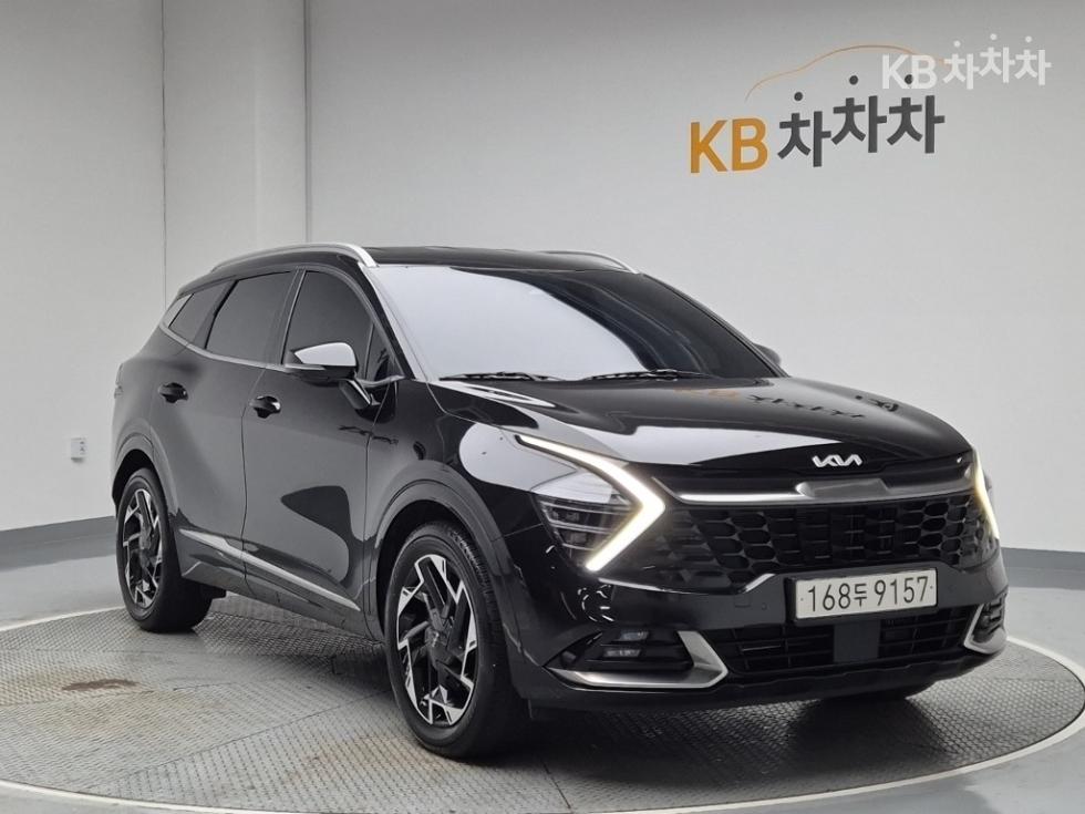 2022 - kia sportage