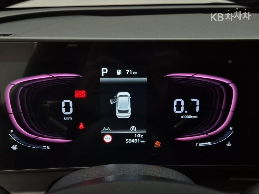 2022 - kia sportage