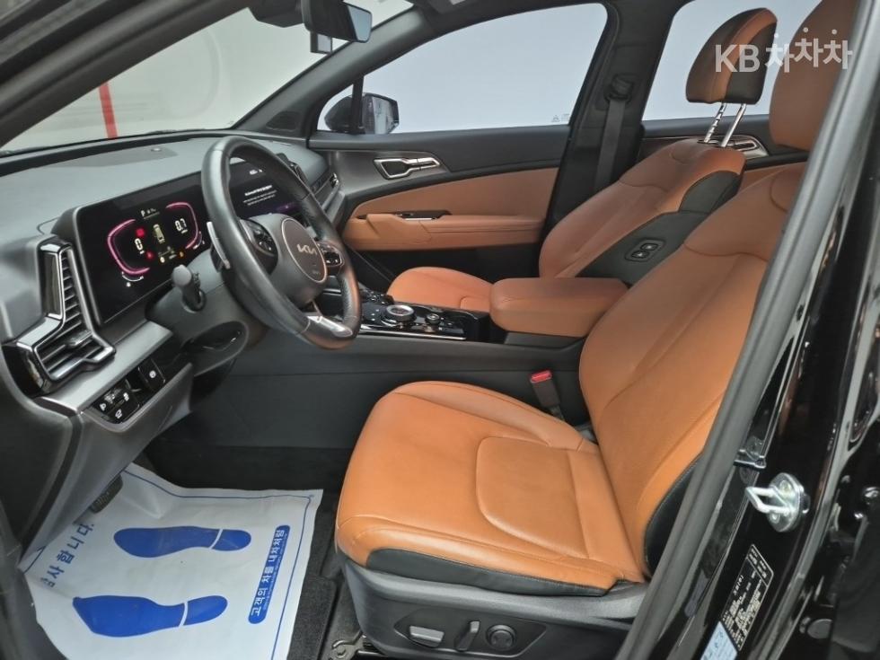 2022 - kia sportage
