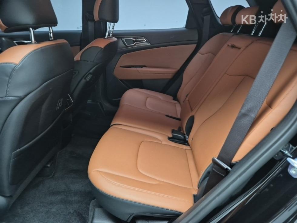 2022 - kia sportage