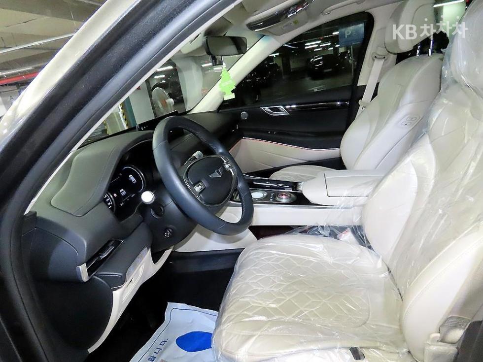 2022 Genesis GV80 photo
