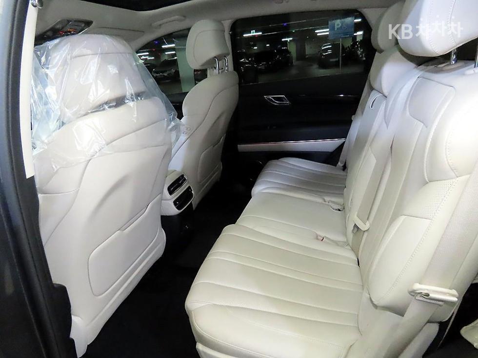 2022 Genesis GV80 photo