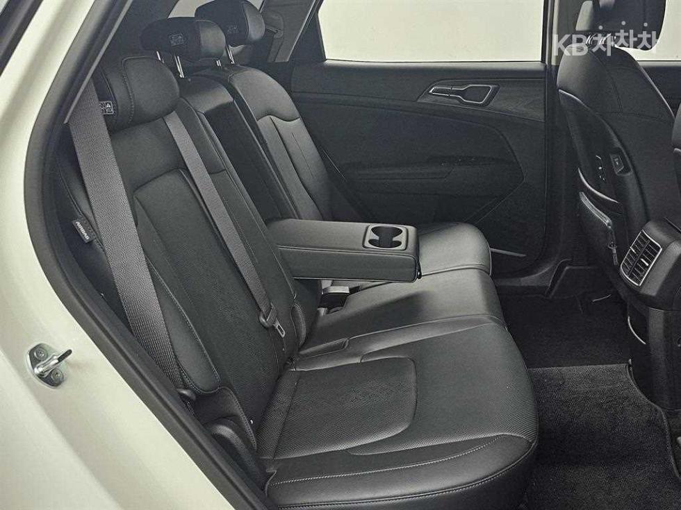 2024 - kia sportage