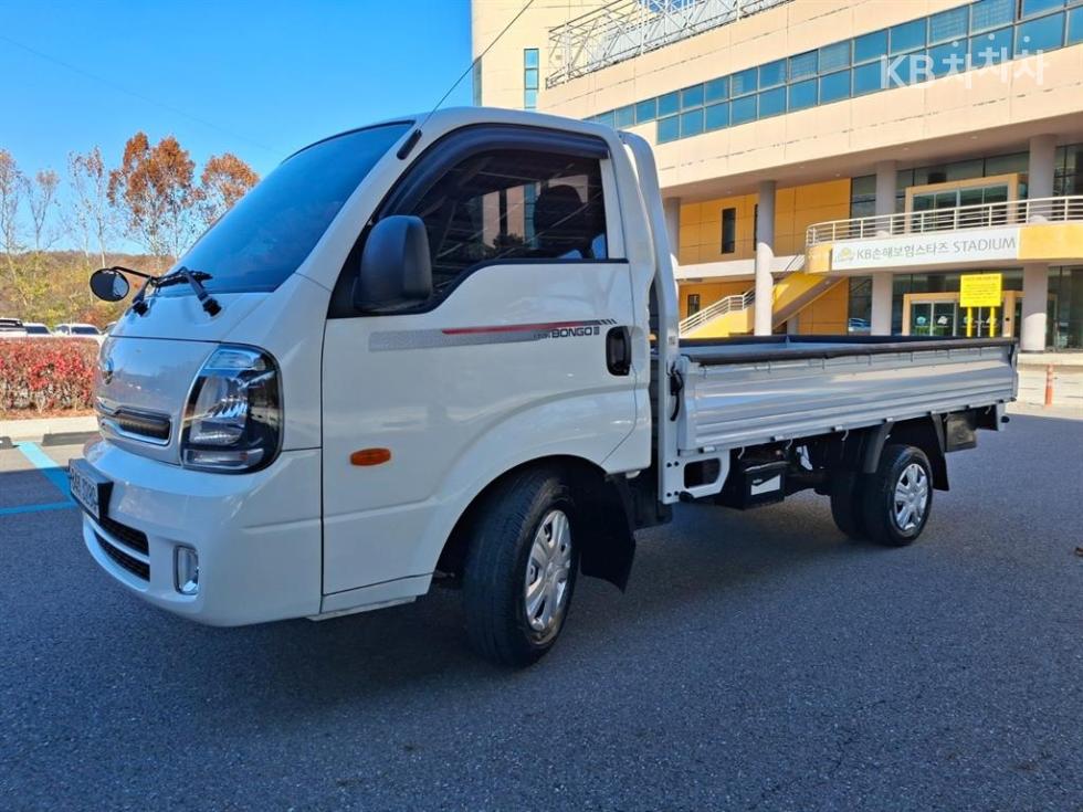 2021 - kia bongo iii