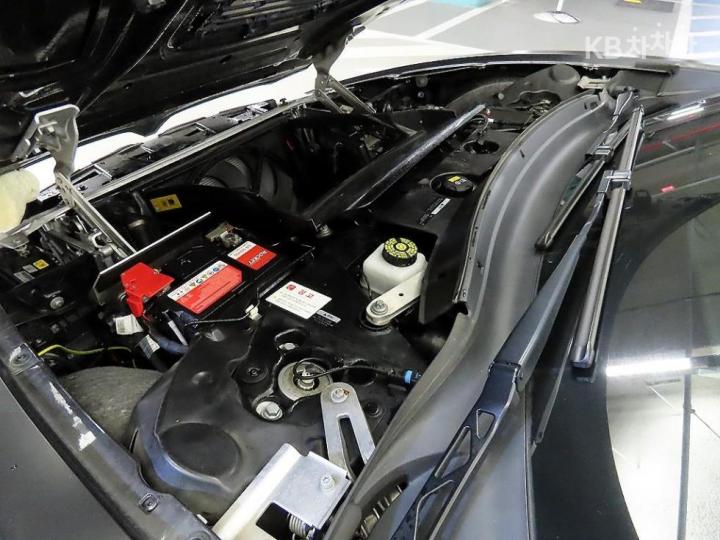 BMW i8 1.5 Roadster Basic - фото 19