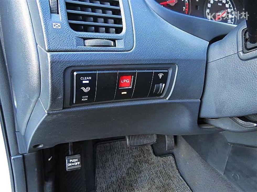 Hyundai Grandeur — miniaturë 17