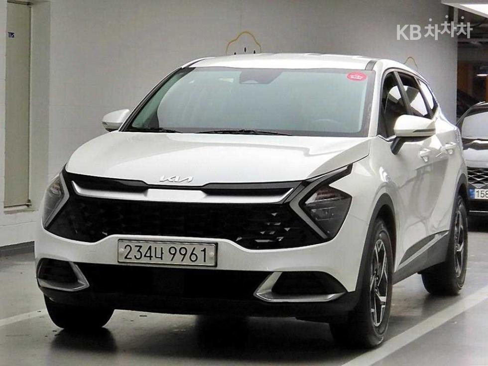 2022 - kia sportage