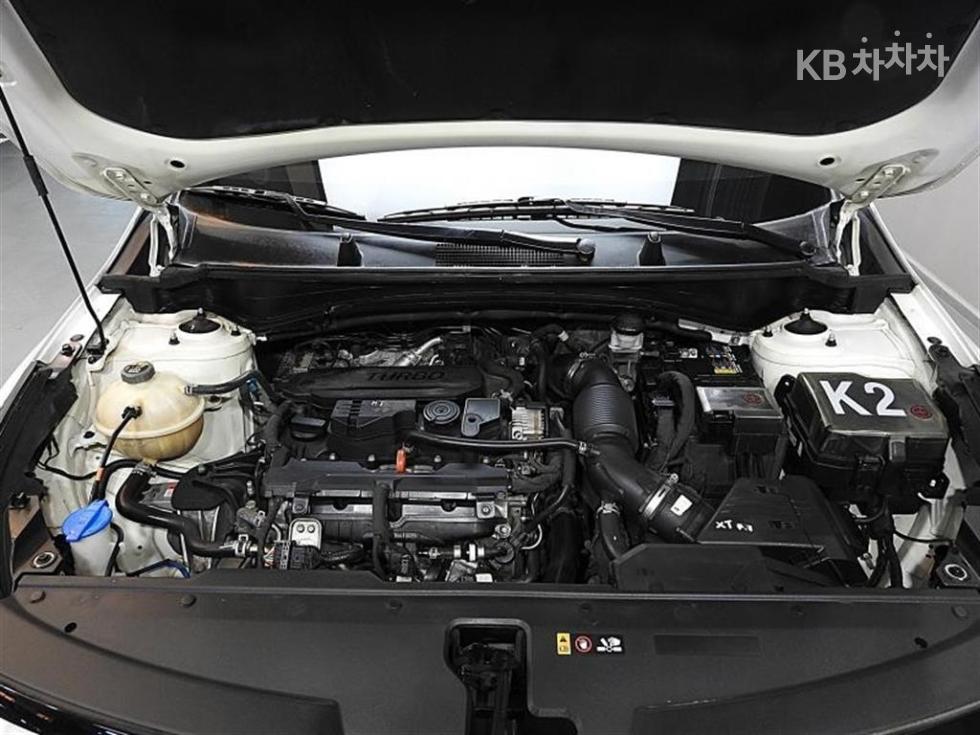 2022 - kia sportage
