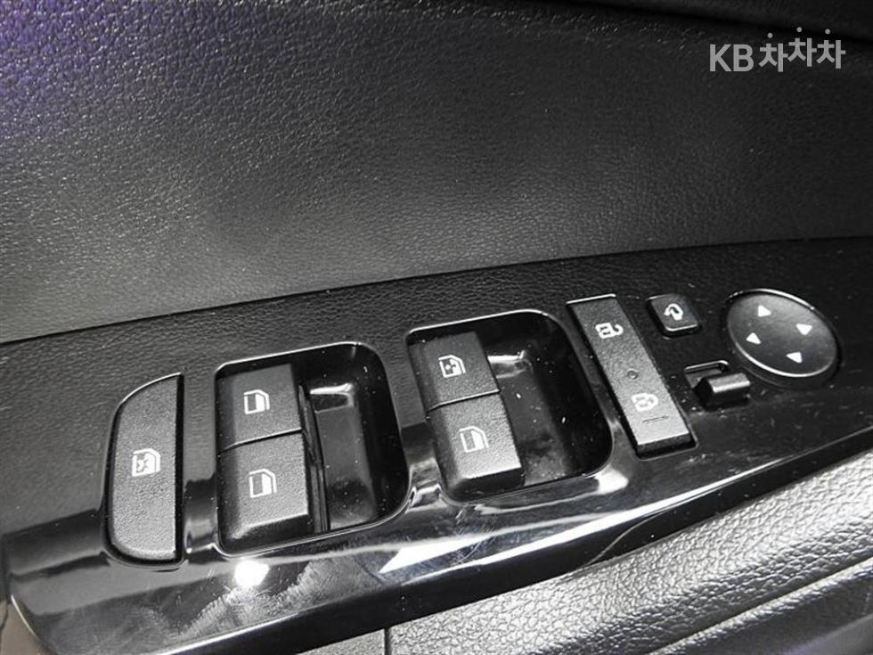 2022 - kia sportage