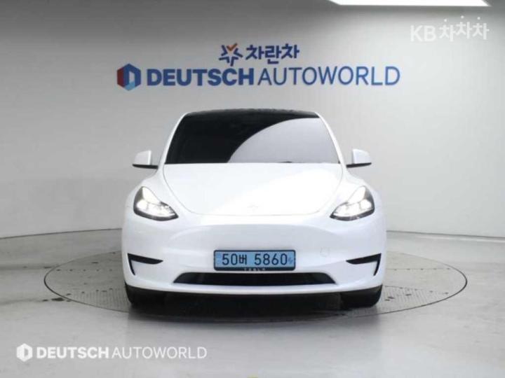 Tesla Model Y RWD Base Type 4