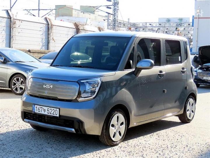 Kia Ray 1.0 Gasoline Van 2 Seater Prestige - фото 2