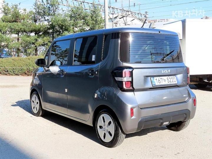 Kia Ray 1.0 Gasoline Van 2 Seater Prestige - фото 3