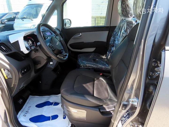 Kia Ray 1.0 Gasoline Van 2 Seater Prestige - фото 5