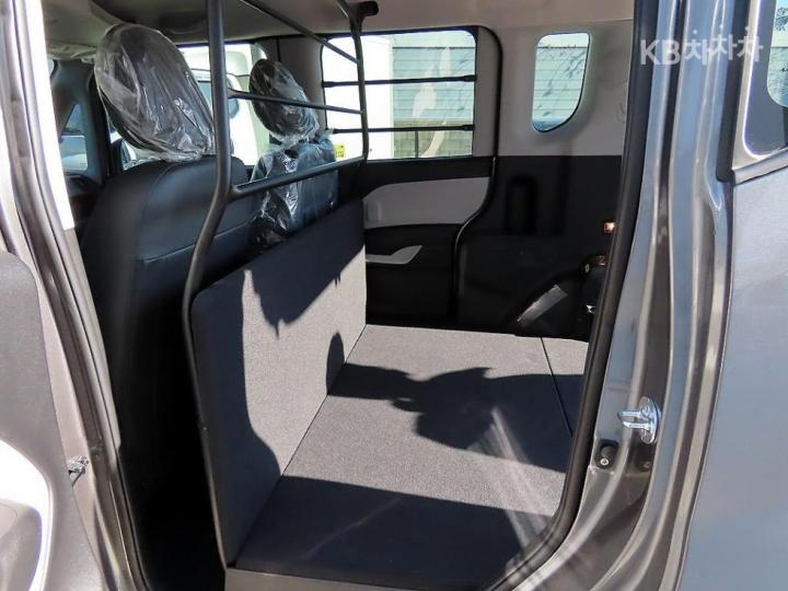 Kia Ray 1.0 Gasoline Van 2 Seater Prestige - фото 6