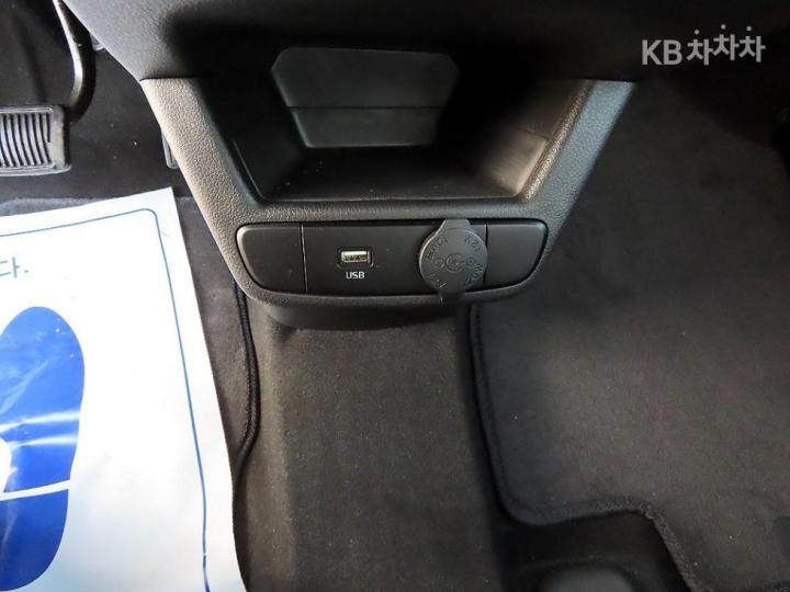 Kia Ray 1.0 Gasoline Van 2 Seater Prestige - фото 11