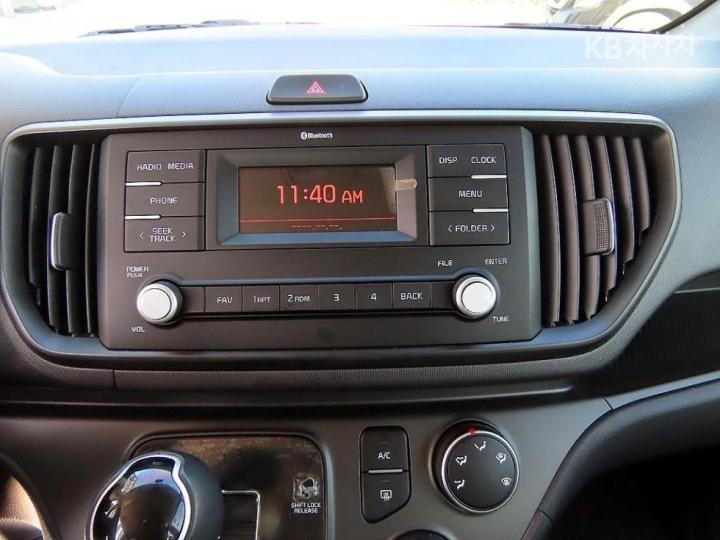 Kia Ray 1.0 Gasoline Van 2 Seater Prestige - фото 14