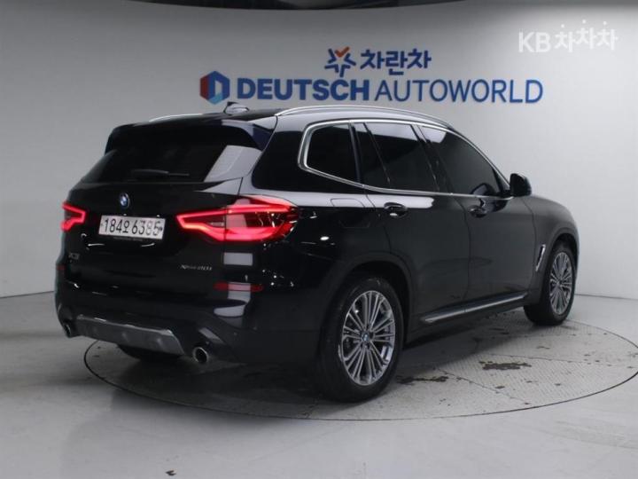 BMW X3 G01 xDrive 20i Luxury 3