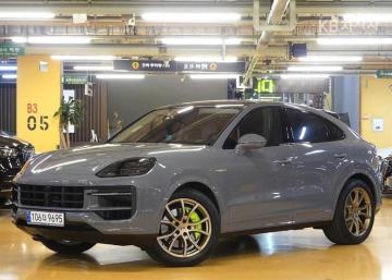 Porsche Cayenne 3.0 E-Hybrid Coupe — foto 1