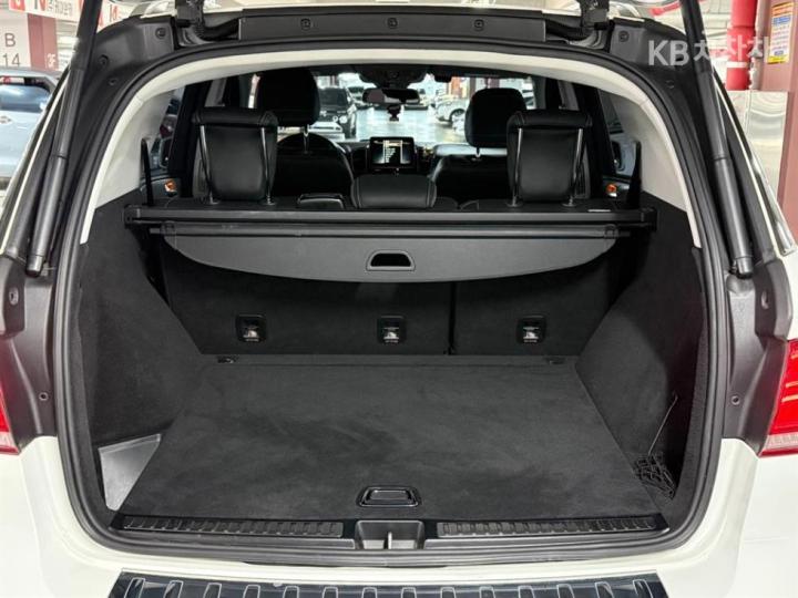 Mercedes-Benz GLE-Class W166 350d 4Matic Premium 7