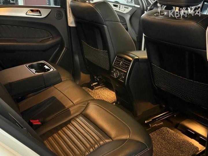 Mercedes-Benz GLE-Class W166 350d 4Matic Premium 10