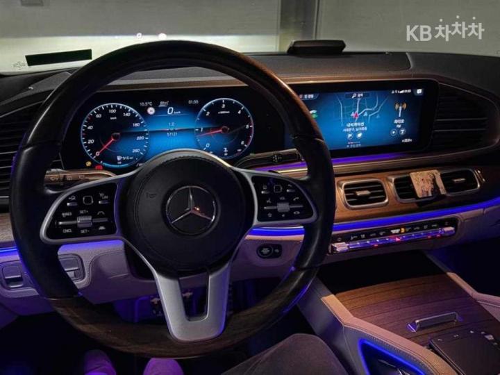 Mercedes-Benz GLS-Class GLS400d 4Matic Basic - фото 9