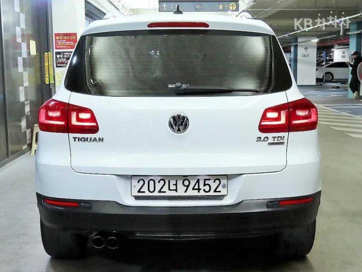 Volkswagen Tiguan New 2.0 TDI Premium 5N 6