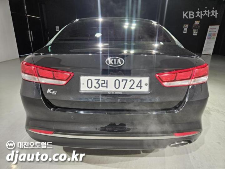 Kia K5 2.0 LPI SX Luxury 5
