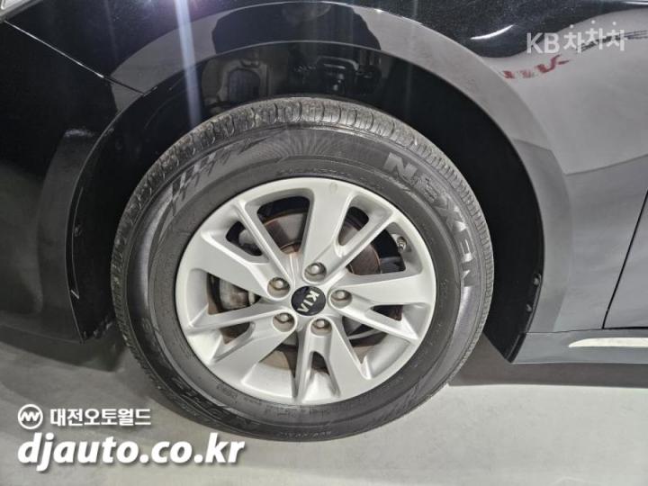 Kia K5 2.0 LPI SX Luxury 8