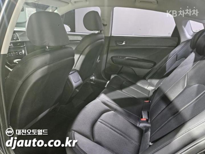 Kia K5 2.0 LPI SX Luxury 9