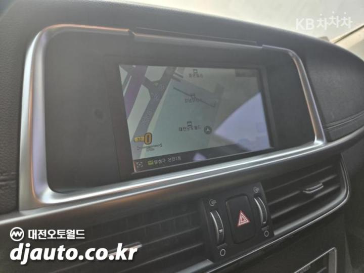 Kia K5 2.0 LPI SX Luxury 10