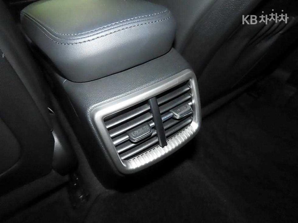 2020 - kia k5
