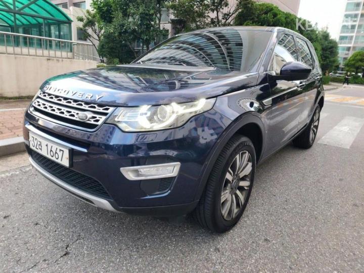 Land Rover Discovery Sport 2.0 TD4 HSE Luxury 3
