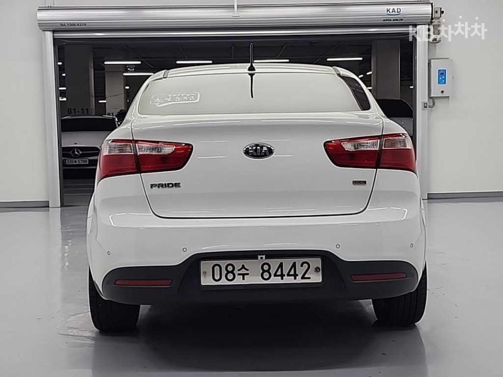2013 - kia pride