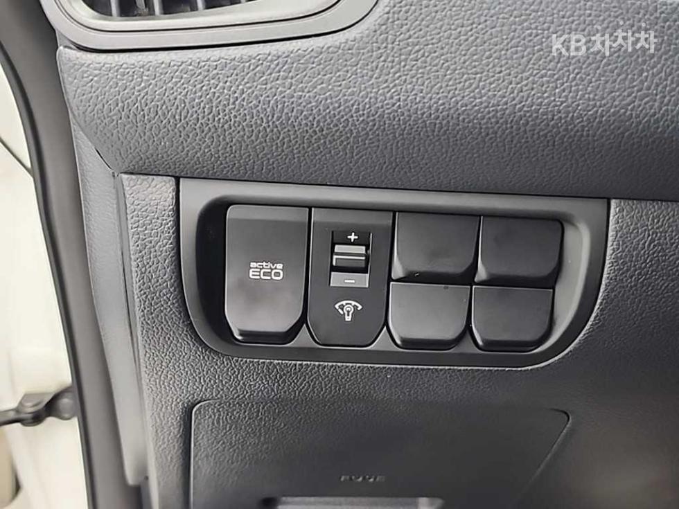 2013 - kia pride