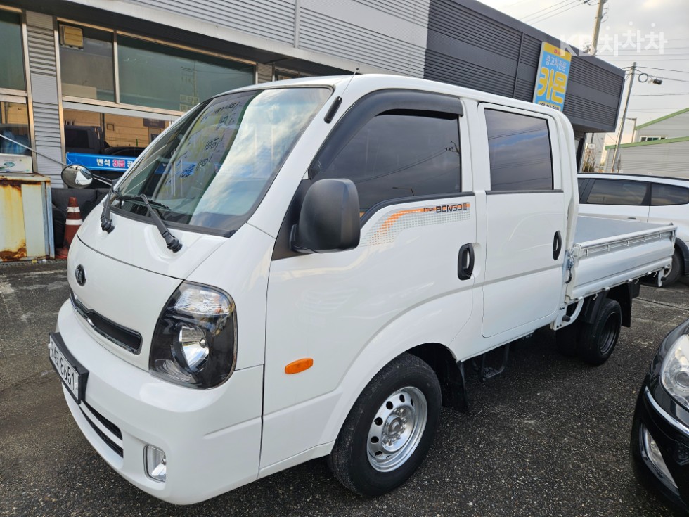 2016 - kia bongo iii