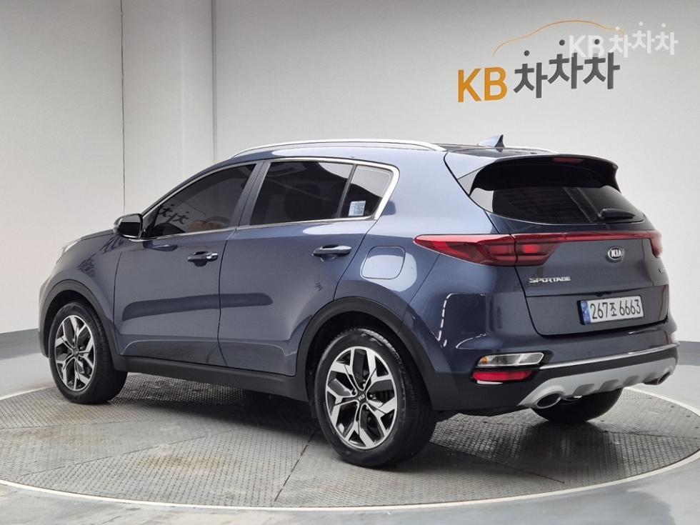 2020 - kia sportage