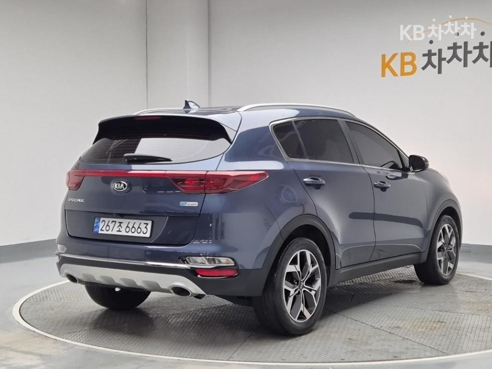 2020 - kia sportage