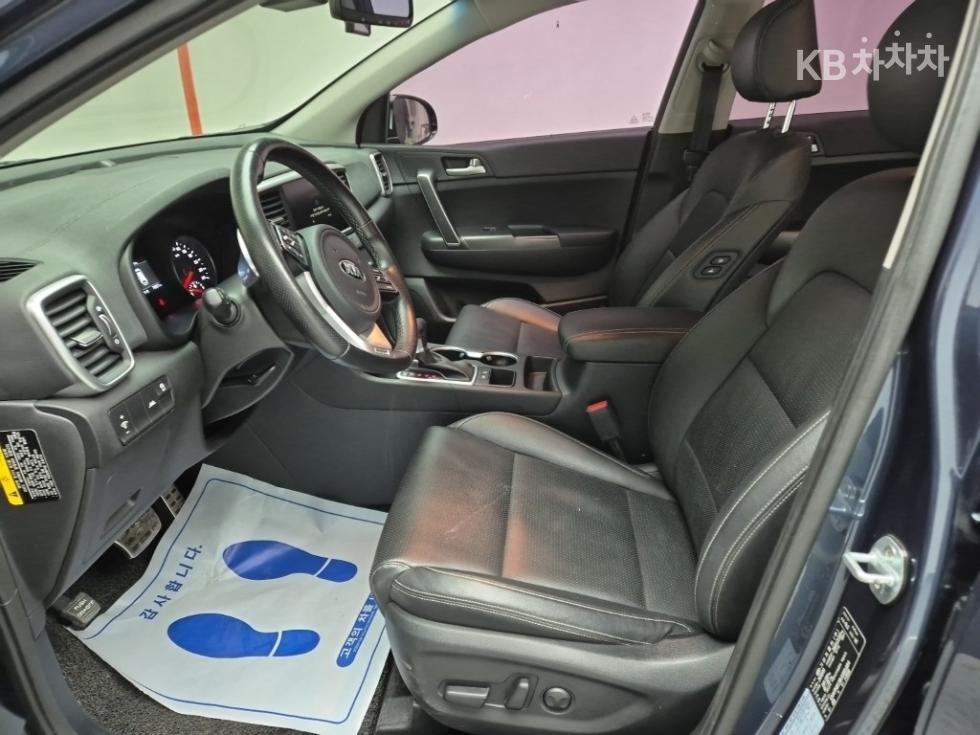 2020 - kia sportage