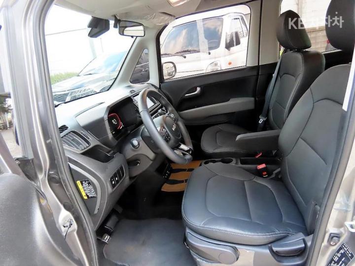 Kia Ray 1.0 Gasoline Prestige - фото 5