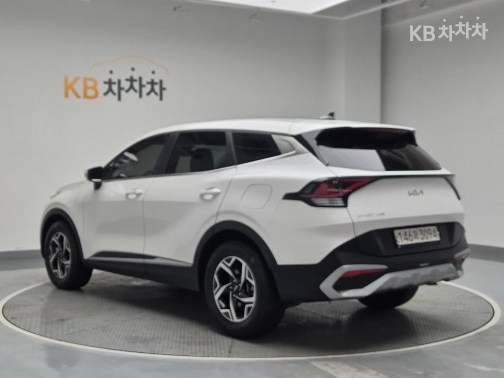 2022 - kia sportage
