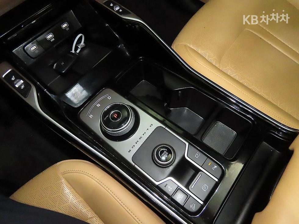 2022 - kia sorento