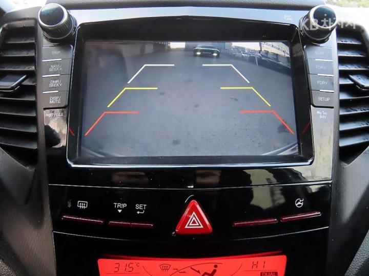 KG Mobility (Ssangyong) Tivoli 2WD IX - фото 16