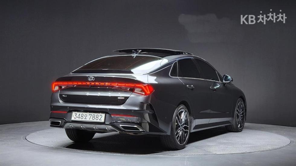2020 - kia k5