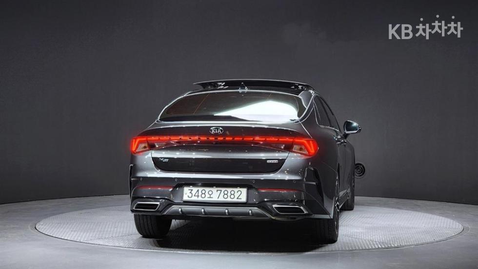 2020 - kia k5