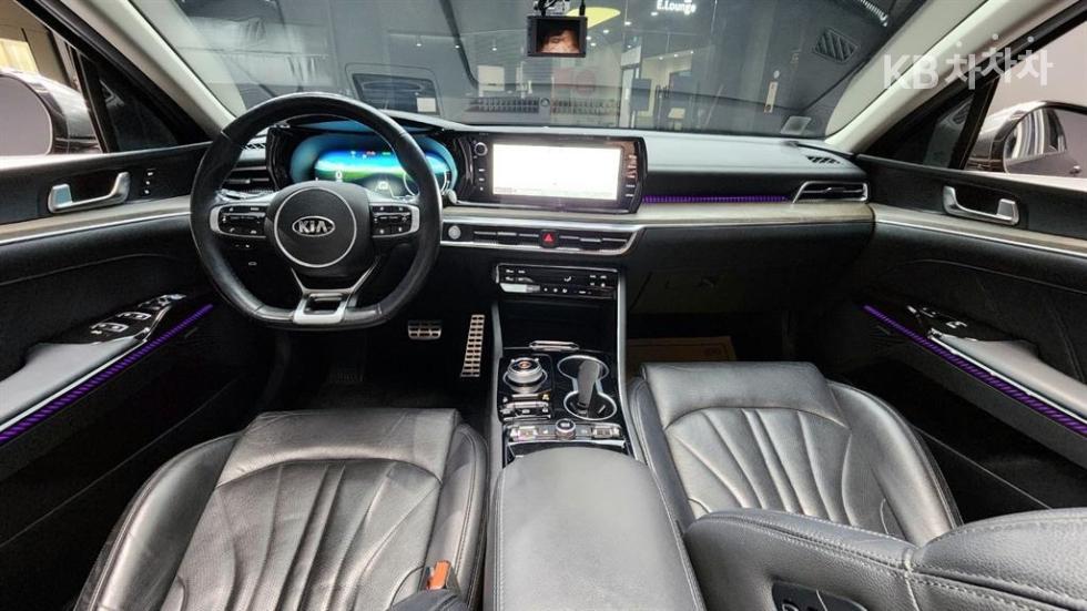 2020 - kia k5