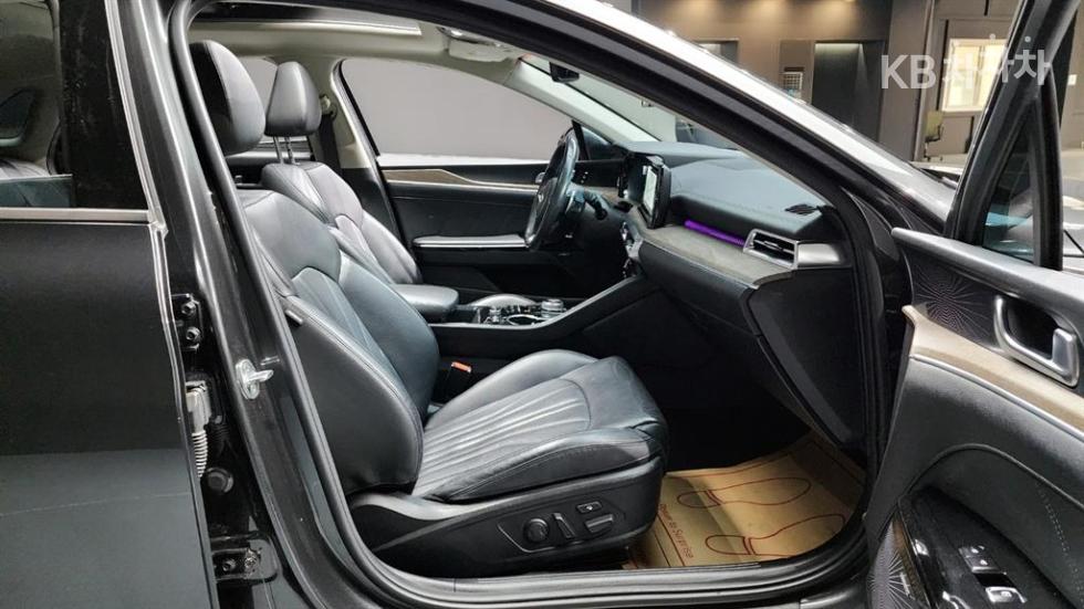 2020 - kia k5