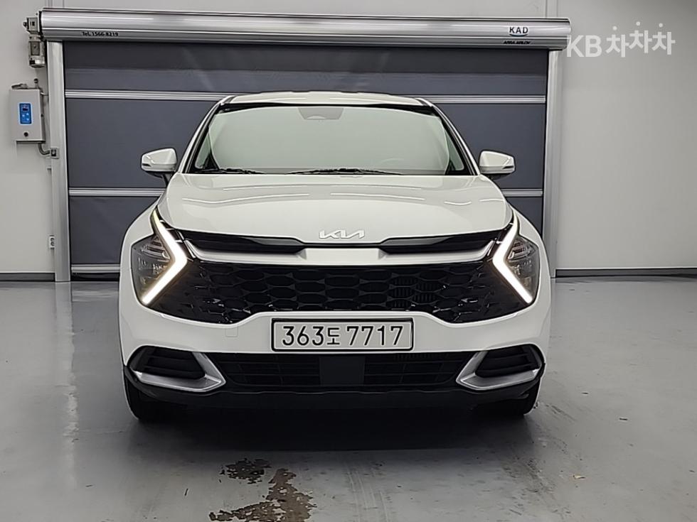 2022 - kia sportage