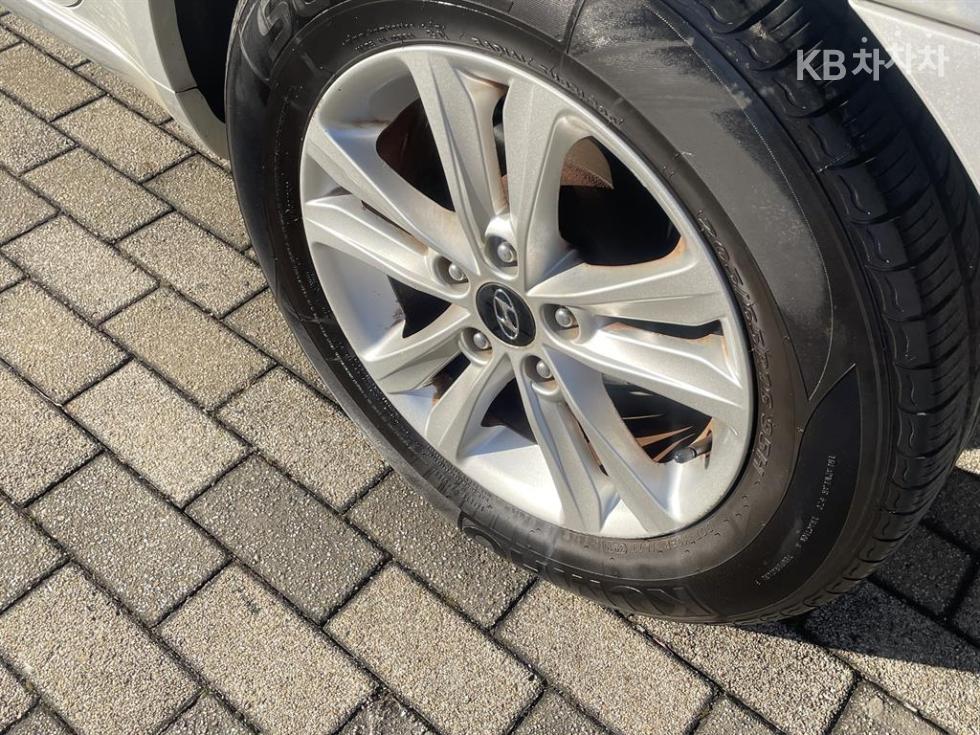 Hyundai Sonata — miniaturë 7